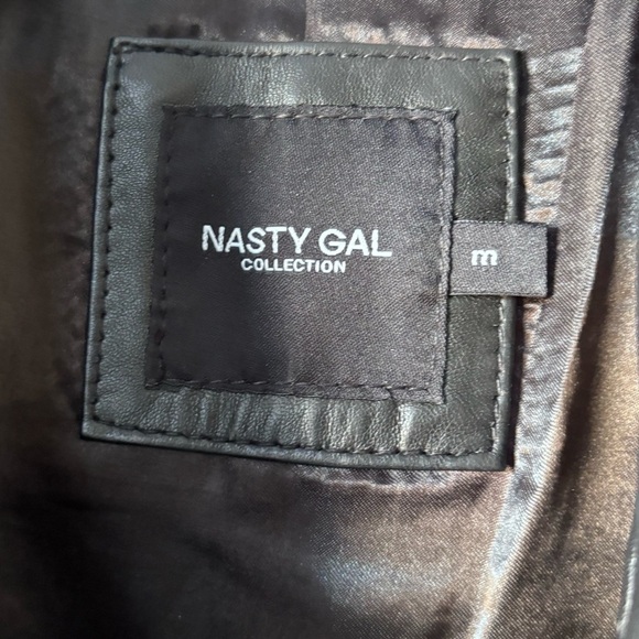 Nasty gal/ Vegan Leather Fringe Hitched Jacket / M - Picture 3 of 6